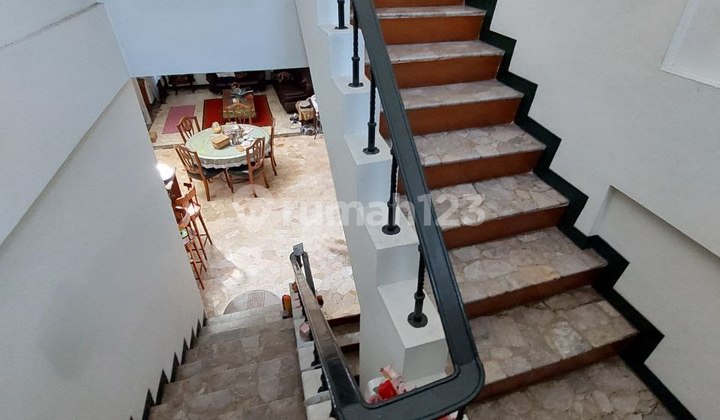 Rumah Murah Pusat Kota di Perumahan Elite Alamanda Dago Bandung 2