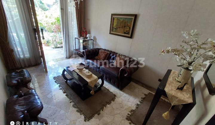 Rumah Klasik Pusat Kota Dekat ITB Area Prime Sayap Dago Bandung