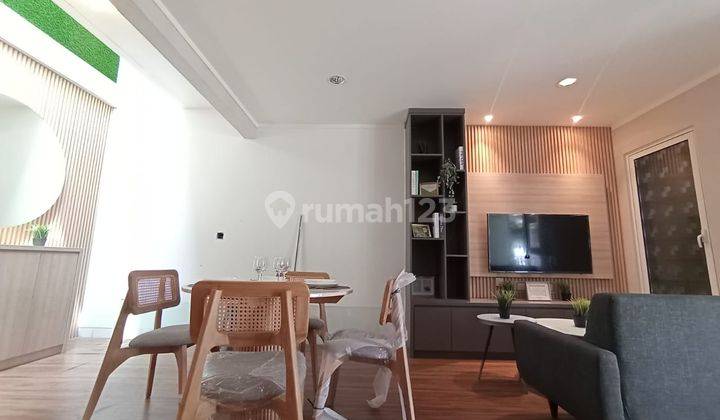 Rumah Keren Full Furnished di Kawasan Mandiri Summarecon Bandung 1