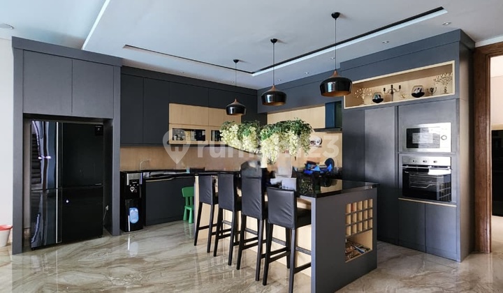 Luxury Fully Furnished House Comfortable Swimming Pool Negotiable Price