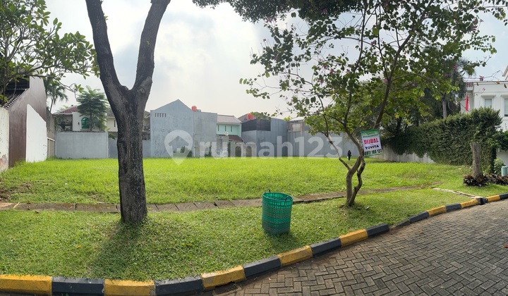 Affordable Sale: Beautiful Park-Facing Land Plot in Comfortable and Green Puspita Loka BSD Tangerang Housing, Ready to Build