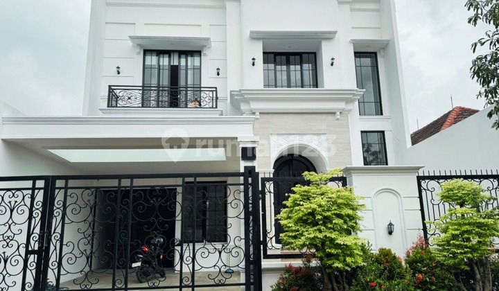 Rumah Mewah Sektor 1 A Lingkungan Nyaman Dekat Mall Sms 2