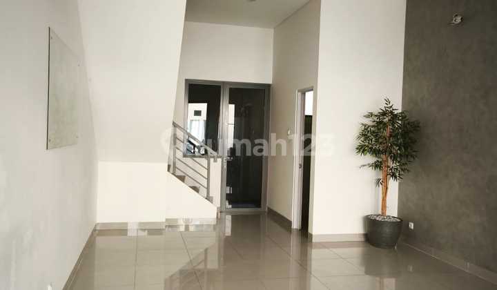 2-Story Ruko for Rent in a Busy Neighborhood, Guaranteed Profit.