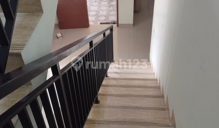 For Sale Cheap Ready-to-Live 2-Story House in Tomang Utara, West Jakarta House 2