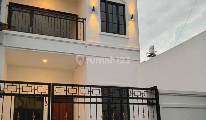 Rumah Modern di Komplek Kopo Permai Bandung 1