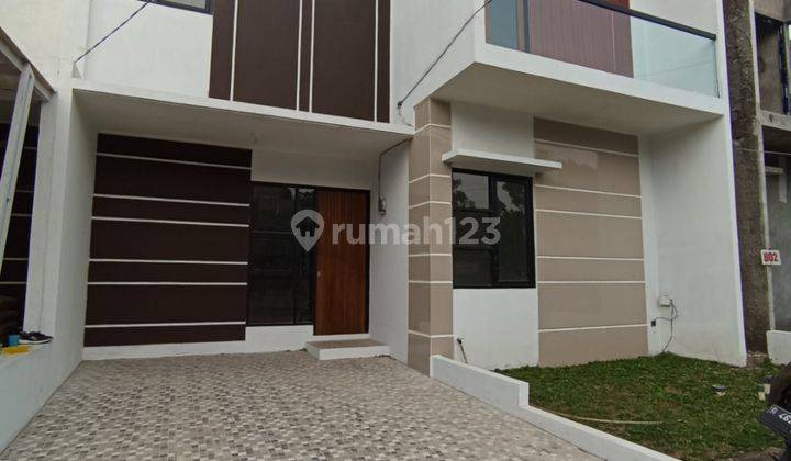 Rumah Modern di Komplek Dkt Margahayu Bandung 1