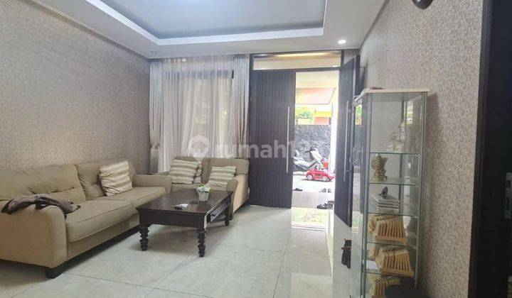 Rumah Modern Lux Daerah Setiabudi Bandung 2