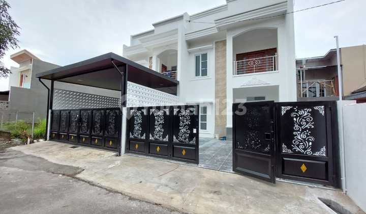 modern house in arcamanik bandung