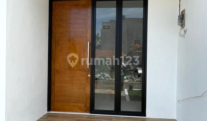 Rumah Cantik Modern 2 Lantai di Kawasan Lubang Buaya TMII Jaktim 3