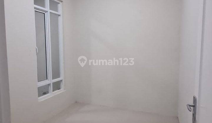 Rumah Lux 2 Lantai Brand New Dekat ke Stasiun Depok Lama 8
