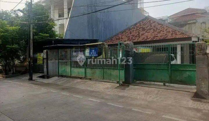 Rumah Tua Luas Tanah 440m2 Lokasi Premium di Gunung Sahari Jakpus 1