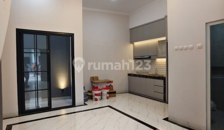 Rumah Cluster Modern 2 Lantai Siap Huni di Tanjung Barat Jaksel 2
