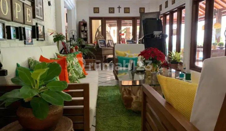 Luxury Villa-Style Bali House Ready to Occupy in Bintaro Complex 2