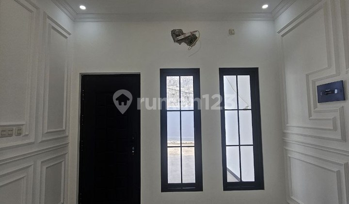 Rumah 3 Lantai Siap Huni Ada Rooftop Cantik di Kebagusan Jaksel 2
