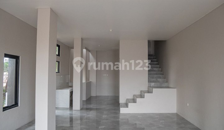 Ruko 3 Lantai Siap Huni Dekat ke Stasiun Sudimara,Tol Pondok Aren