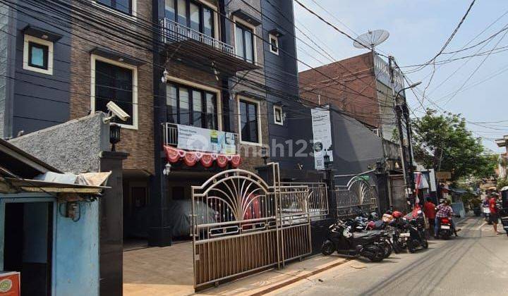 Rumah Kost 16 Kamar 100% Penuh Dekat Senopati Kebayoran Baru 1