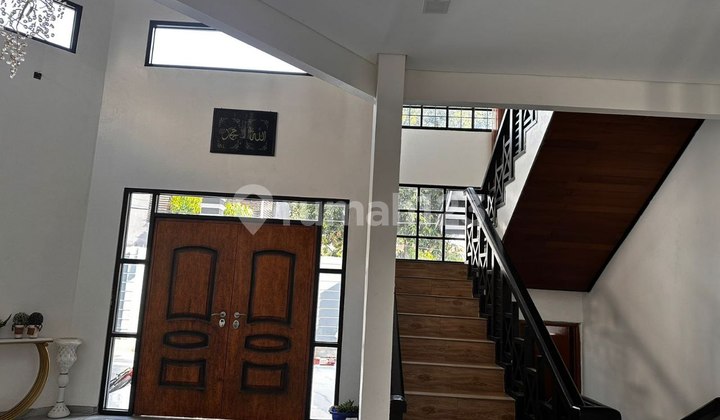 Rumah Mewah Kokoh Dalam Komplek Elite di Cipayung Bambu Apus 2