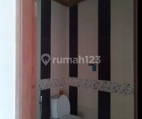 Strategic 2-Story Office House Near Ragunan Pasar Minggu 2