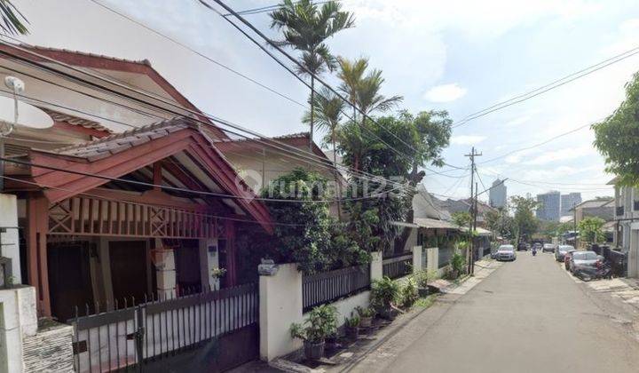 Rumah Second Kokoh Di Area Komersial Tebet Barat Jaksel 1