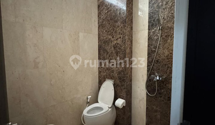 For Sale: 3-Story Mini Building Near Teras Kota BSD, South Tangerang For Sale: 3-Story Mini Building Near Teras Kota BSD, South Tangerang