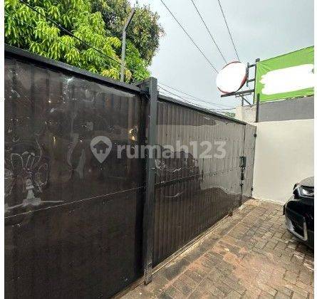 Rumah Kost 30 Kamar Terisi Penuh di Graha Raya Tangsel 1