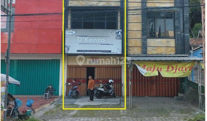 Ruko di jalan teuku umar siap pakai cocok untuk kantor 1