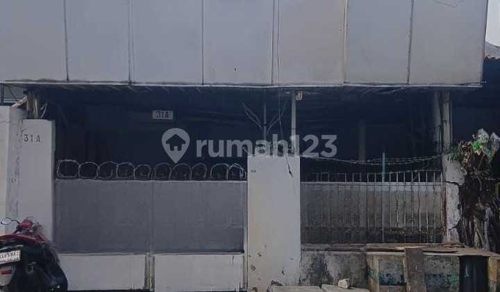 Dijual Rumah 2 Lantai Hadap Selatan di Rawamangun