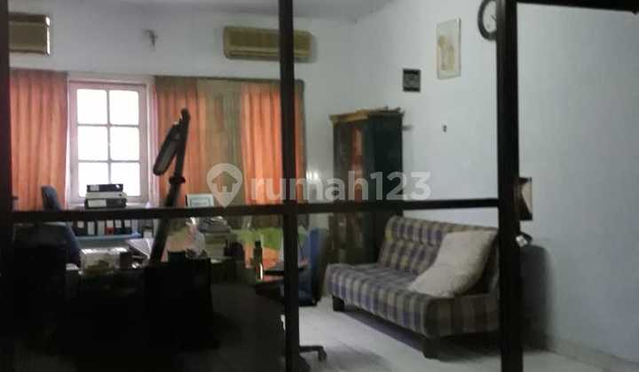 For Sale: 2 Adjoined 3-Story Shop Houses in Sukapura, Cilincing