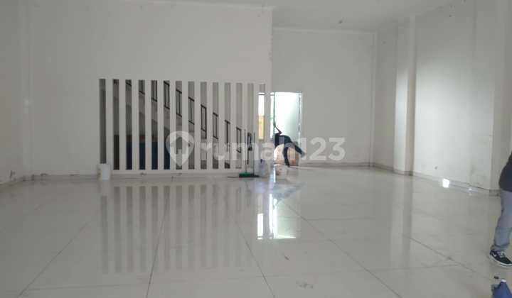 Dijual Ruko Besar 3,5 Lantai di Harapan Indah Boulevard Bekasi
