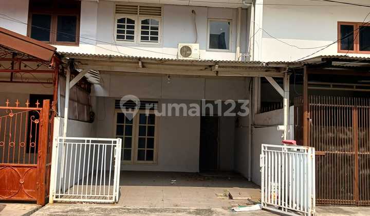 For Sale 2-Story House Prime Location in Kelapa Gading