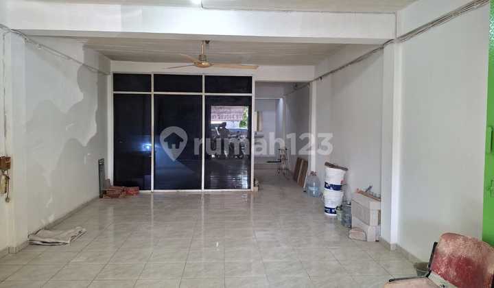 Dijual Ruko 2 Lantai Strategis di Boulevard Kelapa Gading