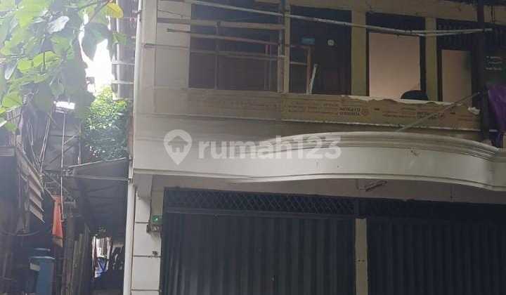 For Rent 1-Story Strategic Kiosk in Penggilingan, East Jakarta 1
