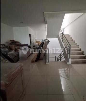 Dijual Ruko Strategis 4 Lantai di Kirana Boutique Office Kelapa Gading