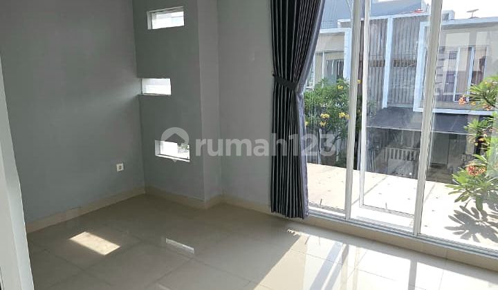 Disewakan Rumah Siap Huni Sudah Renovasi di Cluster Yarra JGC 2