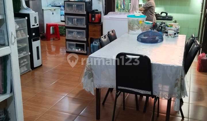 Dijual Rumah (Ada 2 Toko di Depan) 2 Lantai di Kelapa Gading Jakarta Utara 1
