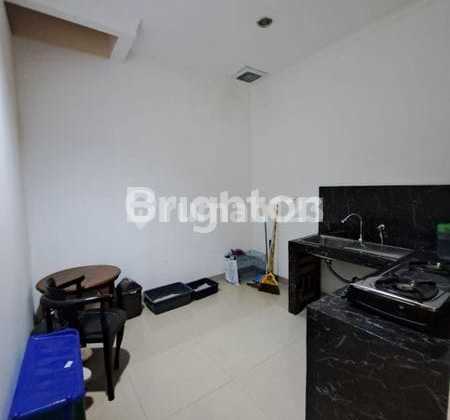 Dijual Rumah 3 Lantai Row 2 Mobil di Kelapa Gading Jakarta Utara 2