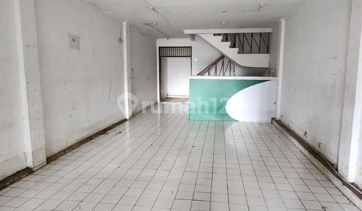 For Rent: Strategic 2-Story Shop House in Pegangsaan Dua, Kelapa Gading