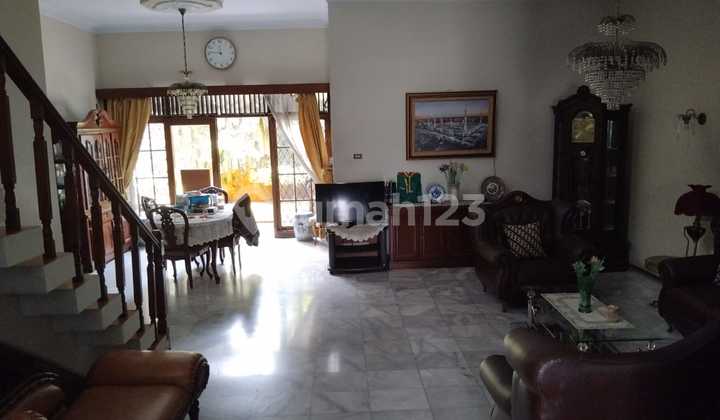 Dijual Rumah Luas Di Bawah Harga Pasaran 2 Lantai di Pulo Asem