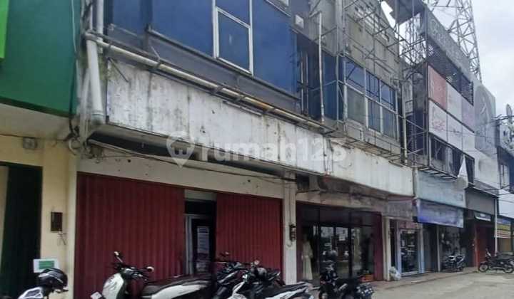 For rent: Former Kodim 2-story shop house in Purwokerto. 1