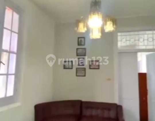 Dijual tanah dan bangunan rumah vintage terawat di Purwokerto timur 2