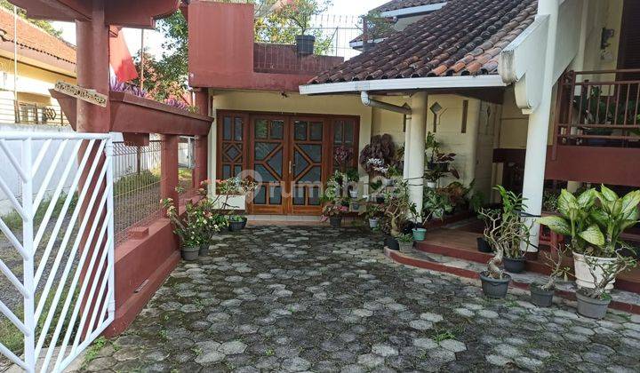 Rumah Asri + Kolam Renang di Purworejo Klampok, Banjarnegara 2