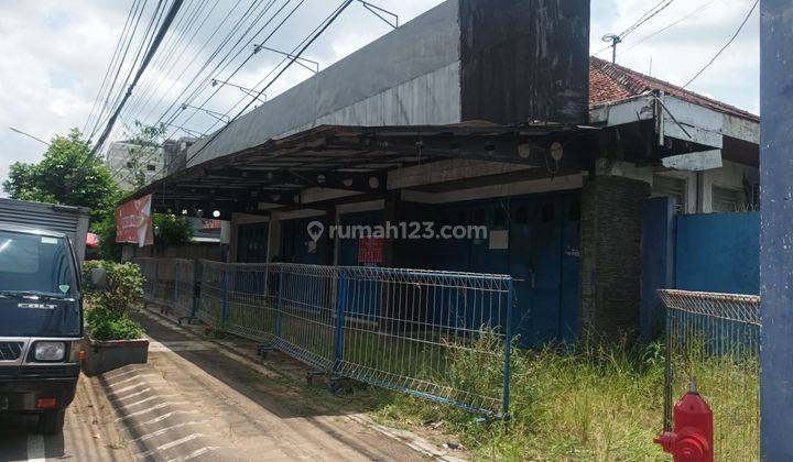 Ruko Dengan Area Luas + Parkiran di Purwokerto 1