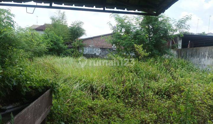 Ruko Dengan Area Luas + Parkiran di Purwokerto 8