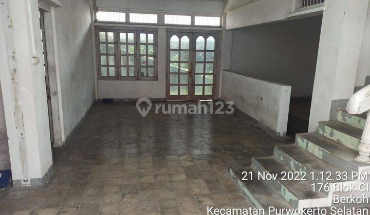 Ruko strategis di pusat kota 4