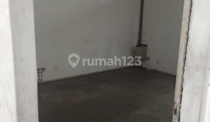 Ruko strategis di pusat kota 7