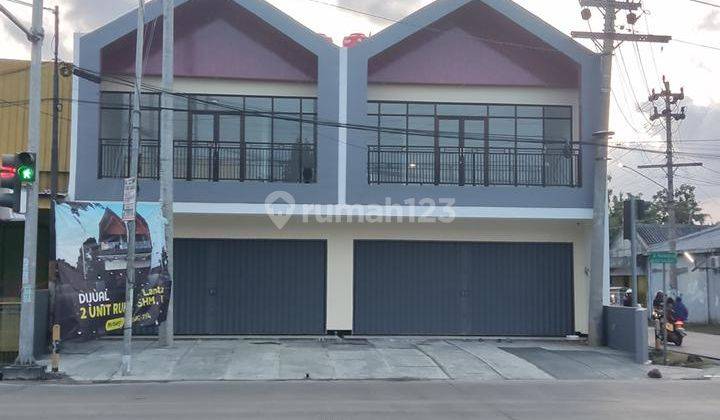 Ruko 2 Lantai Eksklusif Modern di Kota Cilacap 2