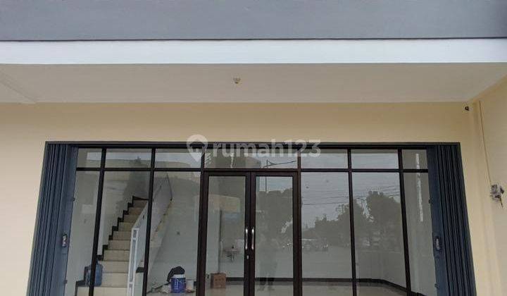 Ruko 2 Lantai Eksklusif Modern di Kota Cilacap 1