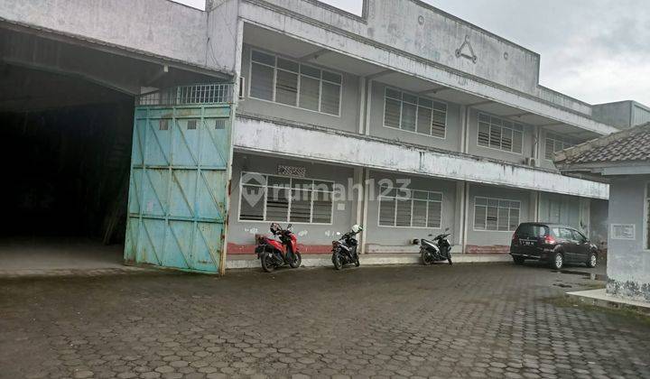 Dijual Gudang 2 Lantai Siap Pakai di Daerah Teluk, Purwokerto 1