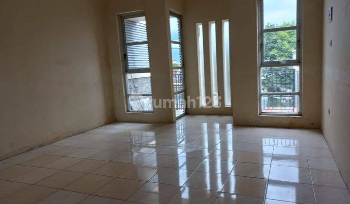 Disewakan Ruko 2 Lantai Ada Area Parkir di Purwokerto 8