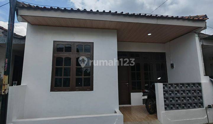 Dijual Rumah Mungil Siap Huni di Purwokerto Selatan  1